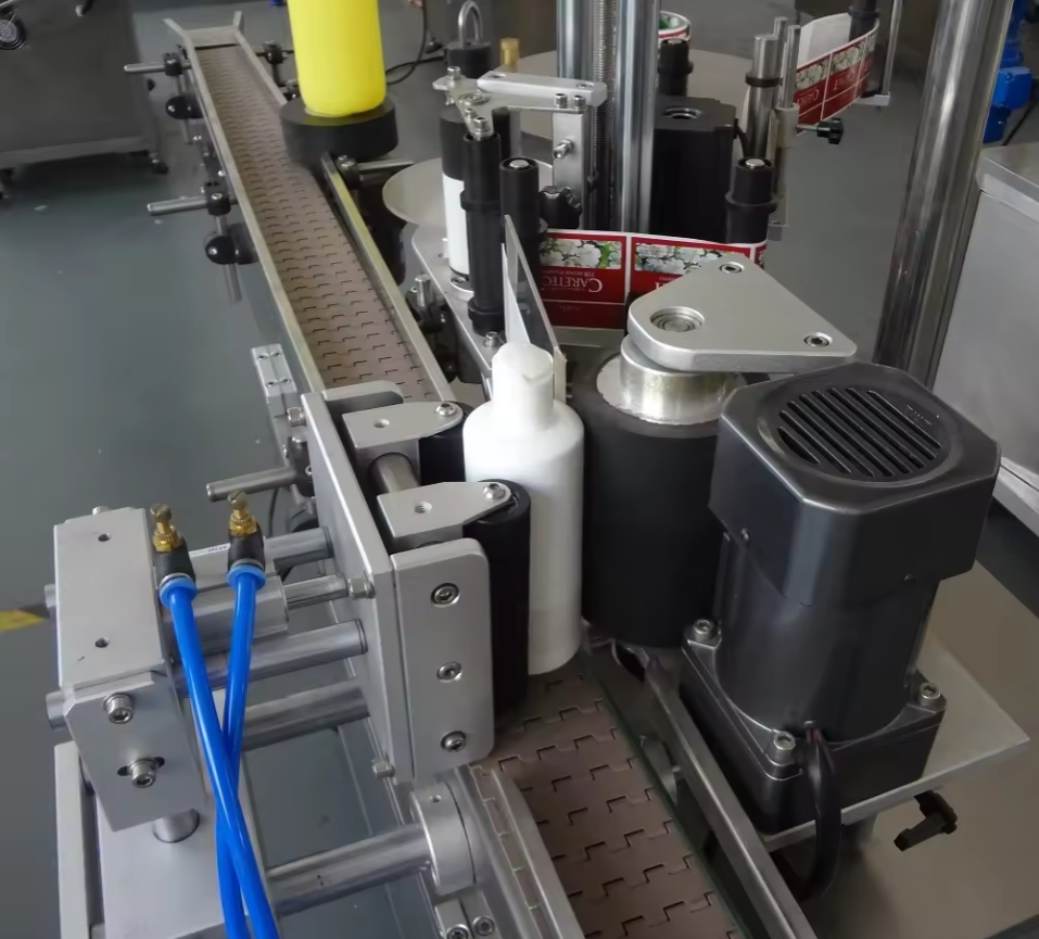 Single Side Adhesive Label Machine 