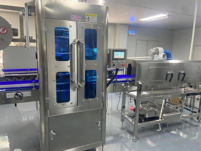 Sleeve Shrink Labeling Machine